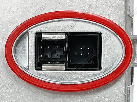 Zoom on the connector of the Xenon ballast for Chevrolet Camaro (VI)